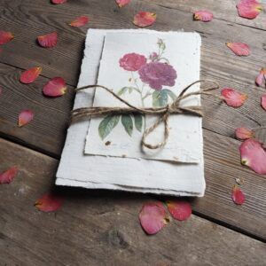 Zestaw ręcznie czerpanych papierów Rosa Gallica